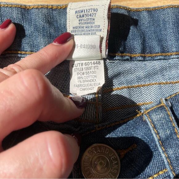 Vintage |True Religion| Low-Rise Billy Big T Woman’s Jeans - Picture 7 of 13
